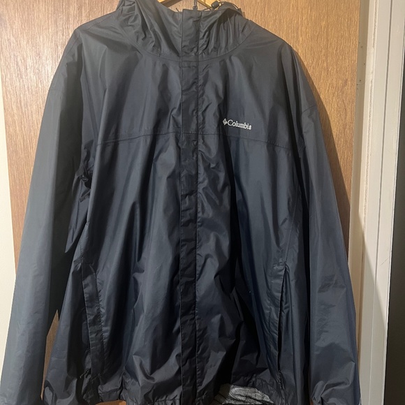 Men’s Columbia windbreaker - Picture 1 of 3